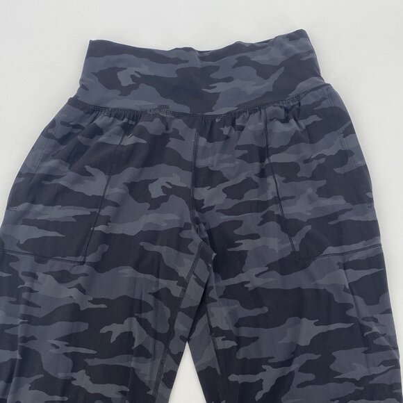Athleta Size Medium Black Gray Camo Salutation Joggers - Picture 4 of 13